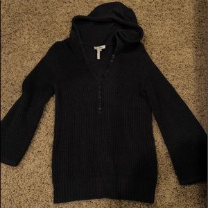 Button Sweater w Hood (Purple)